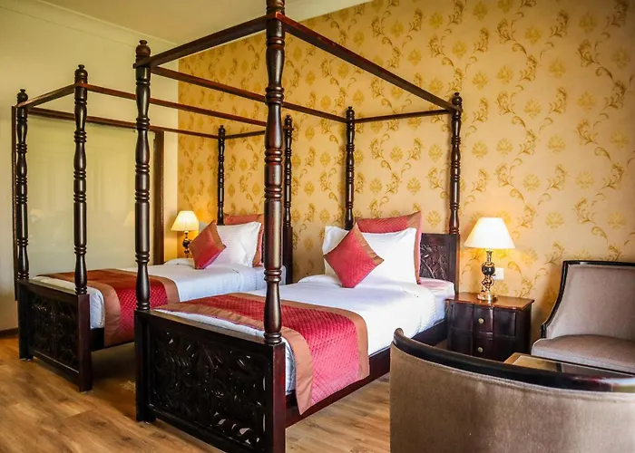 Hotel Raj Vilas The Palace